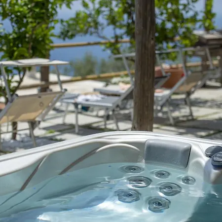 Casa Il Riccio Praiano