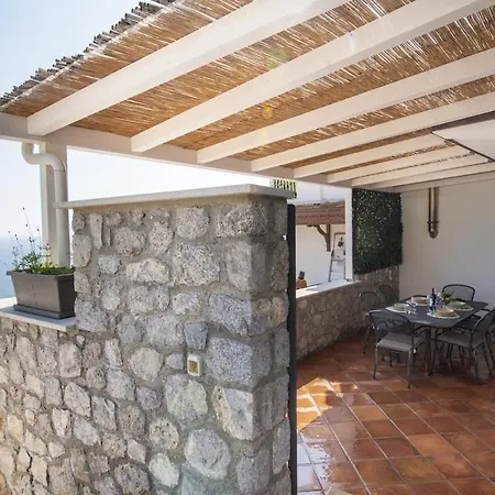 Semesterbostad Casa Il Riccio