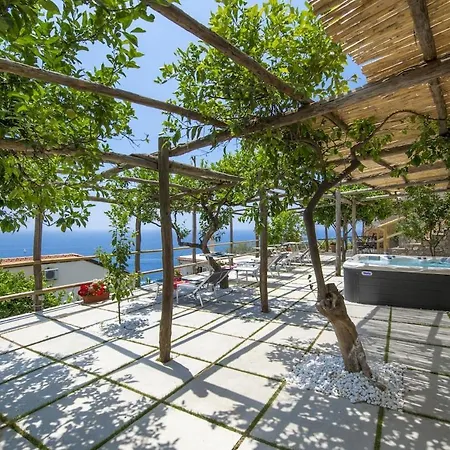 Casa Il Riccio بيت للعطل برايانو